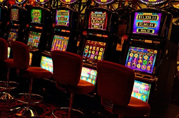 jitu99 togel mobile app interface showing live dealer tables and sportsbook markets